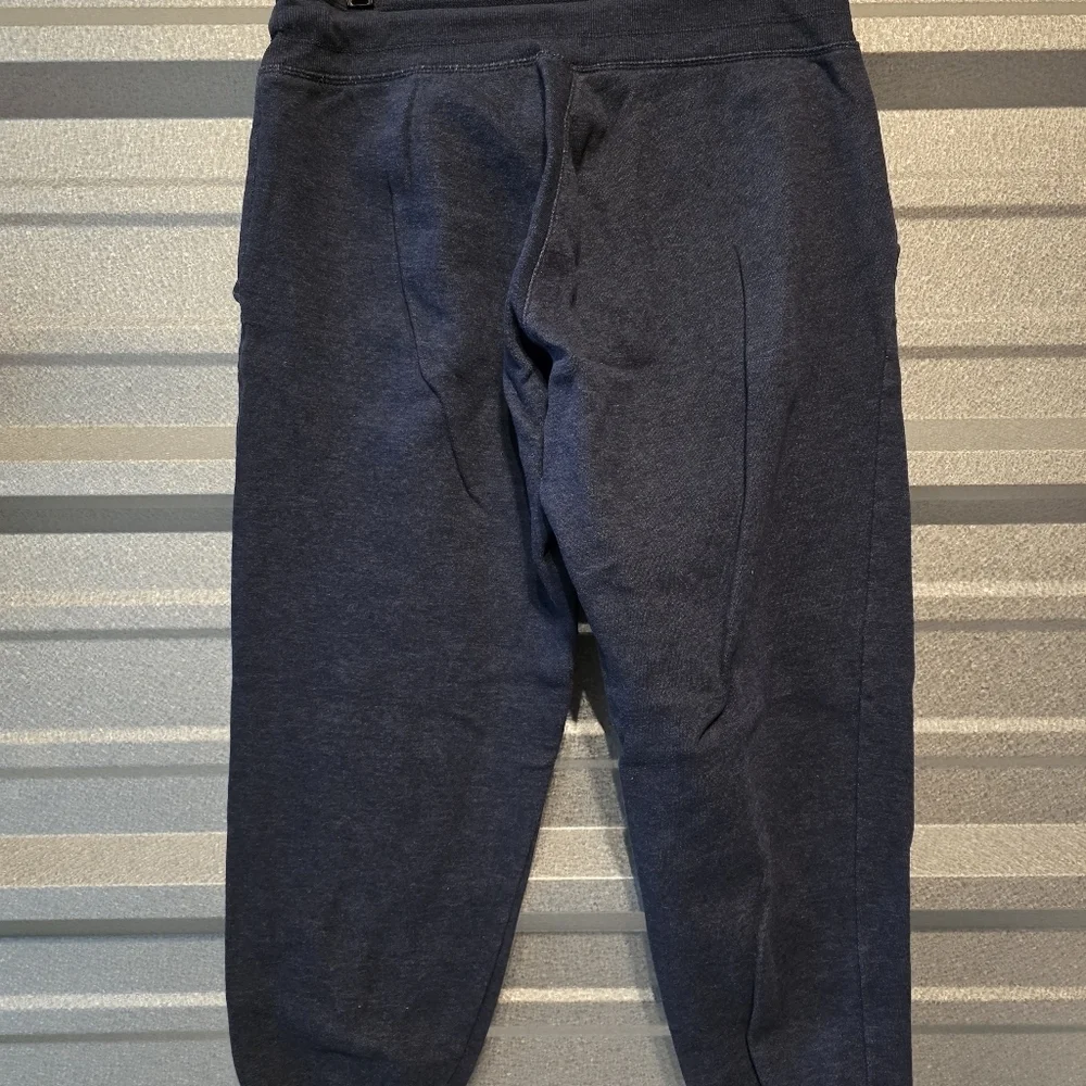 Tommy Hilfiger stylish comfortable